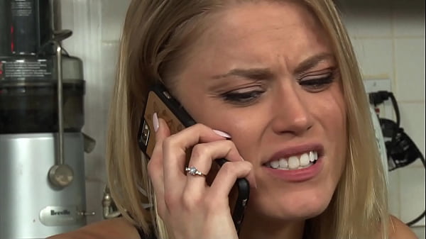 Valery Summer Fucks The Man Of The House